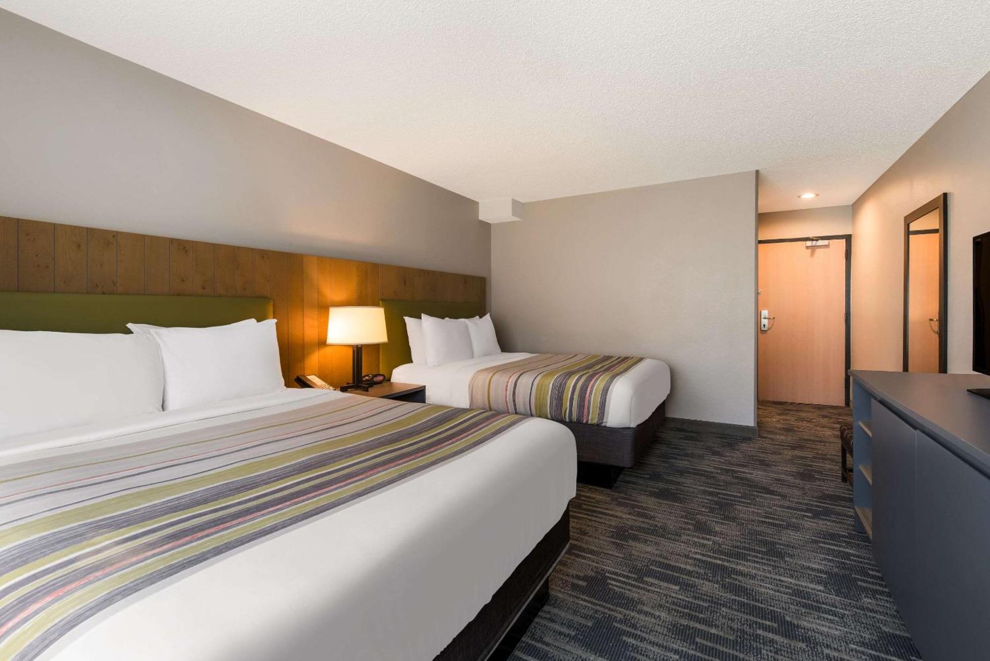Country Inn & Suites By Radisson, Wichita East, Ks Exteriér fotografie